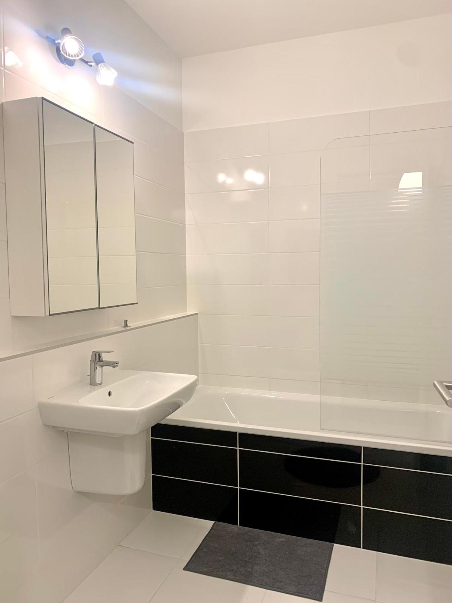Westside Residence Apartment - Modern & Peaceful - Free Garage! 부다페스트 외부 사진